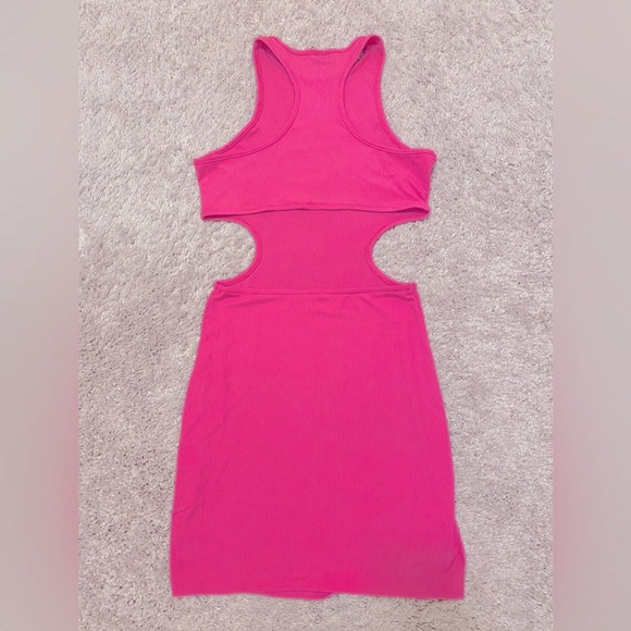 💥HP💥BODYCON Mini HALTER DRESS Pink size small NWOT - Picture 2 of 9